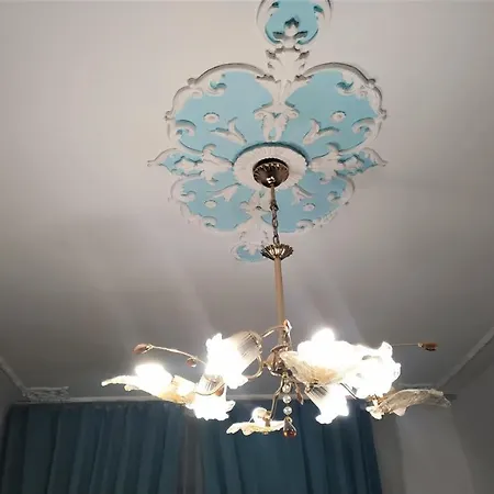 Appartement In The Heart Of Rynok Square романтичні на площі ринок є світло! Lviv